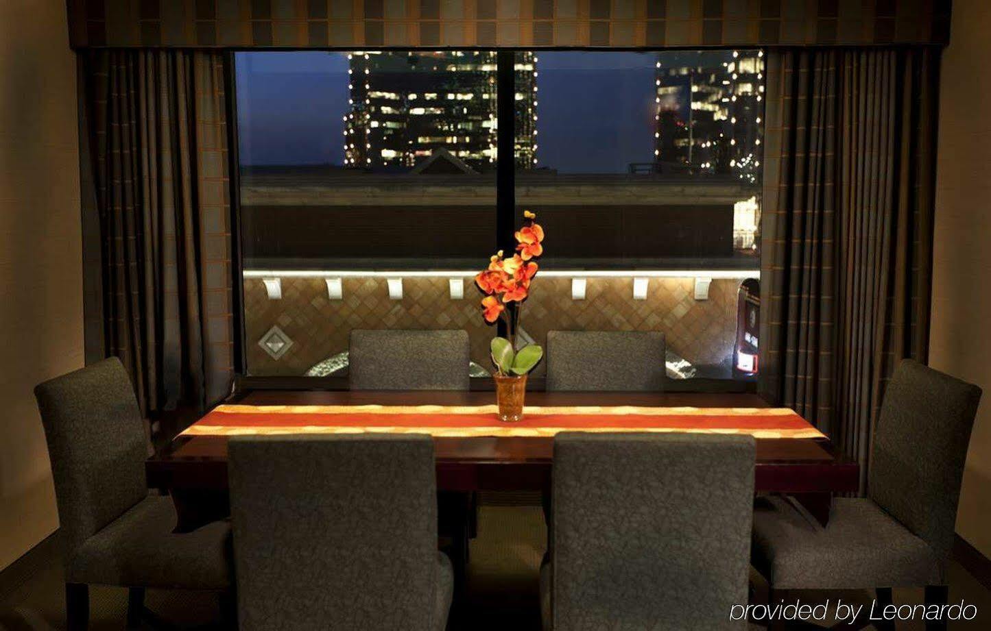 เอมบาสซี สวีท โฮเต็ล ฟอร์ตเวิร์ธ ดาวน์ทาวน์ Hotel ฟอร์ตเวิร์ท ภายนอก รูปภาพ